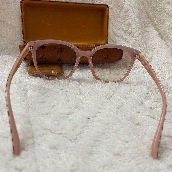 MCM Modified Sqare Sunglasses Rose/Pink with Cognac Case - Picture 6 of 12